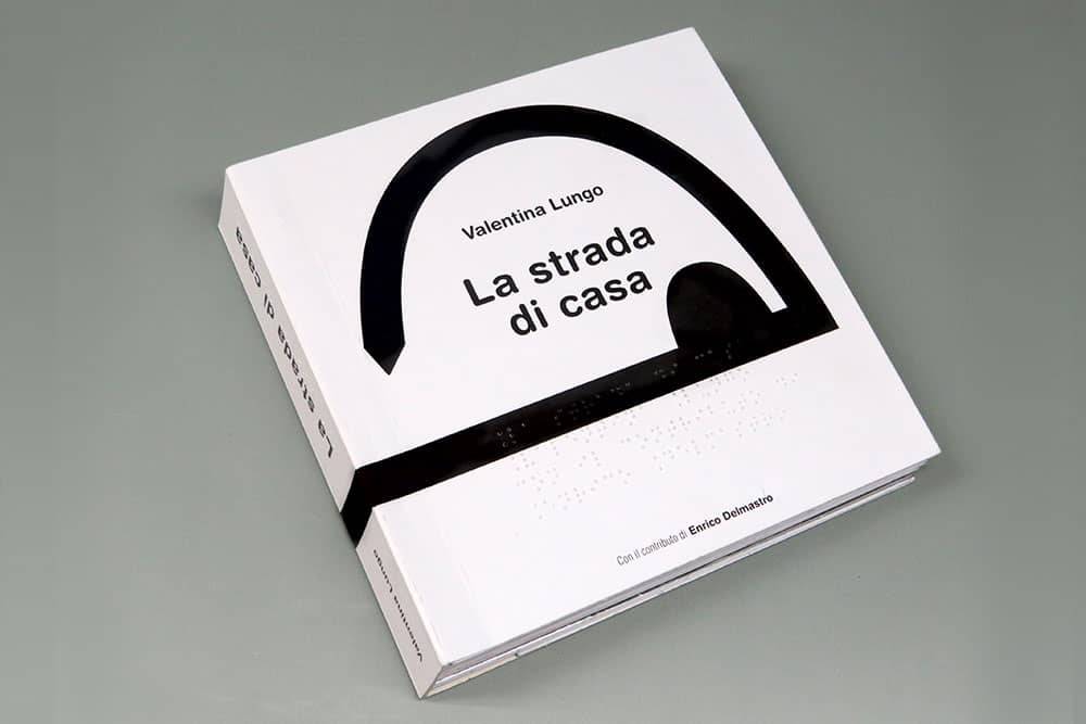 The prototype of the tactile illustrated book La strada di casa